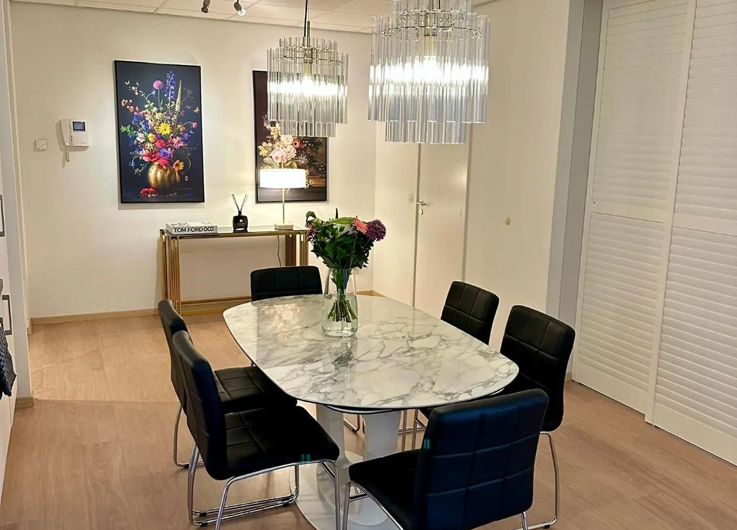 Grand Place - Prime Location 2 Bedroom Apartment Брюссель